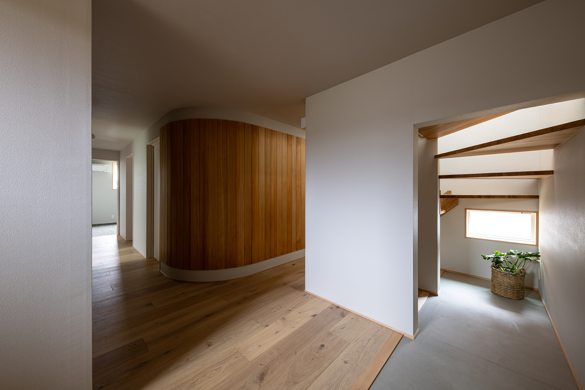 Khouse-09