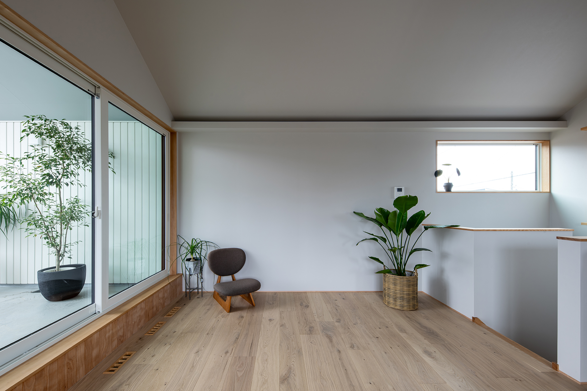 Khouse-48
