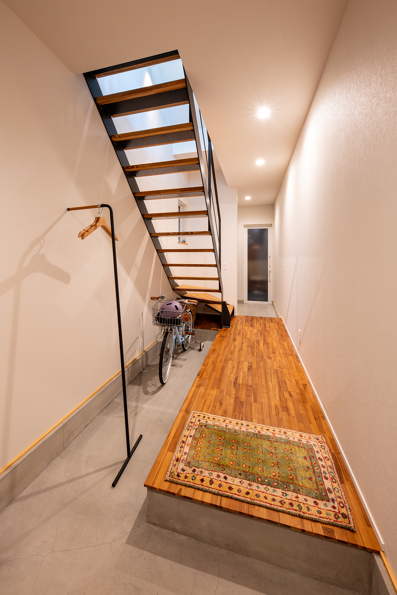 Khouse-12