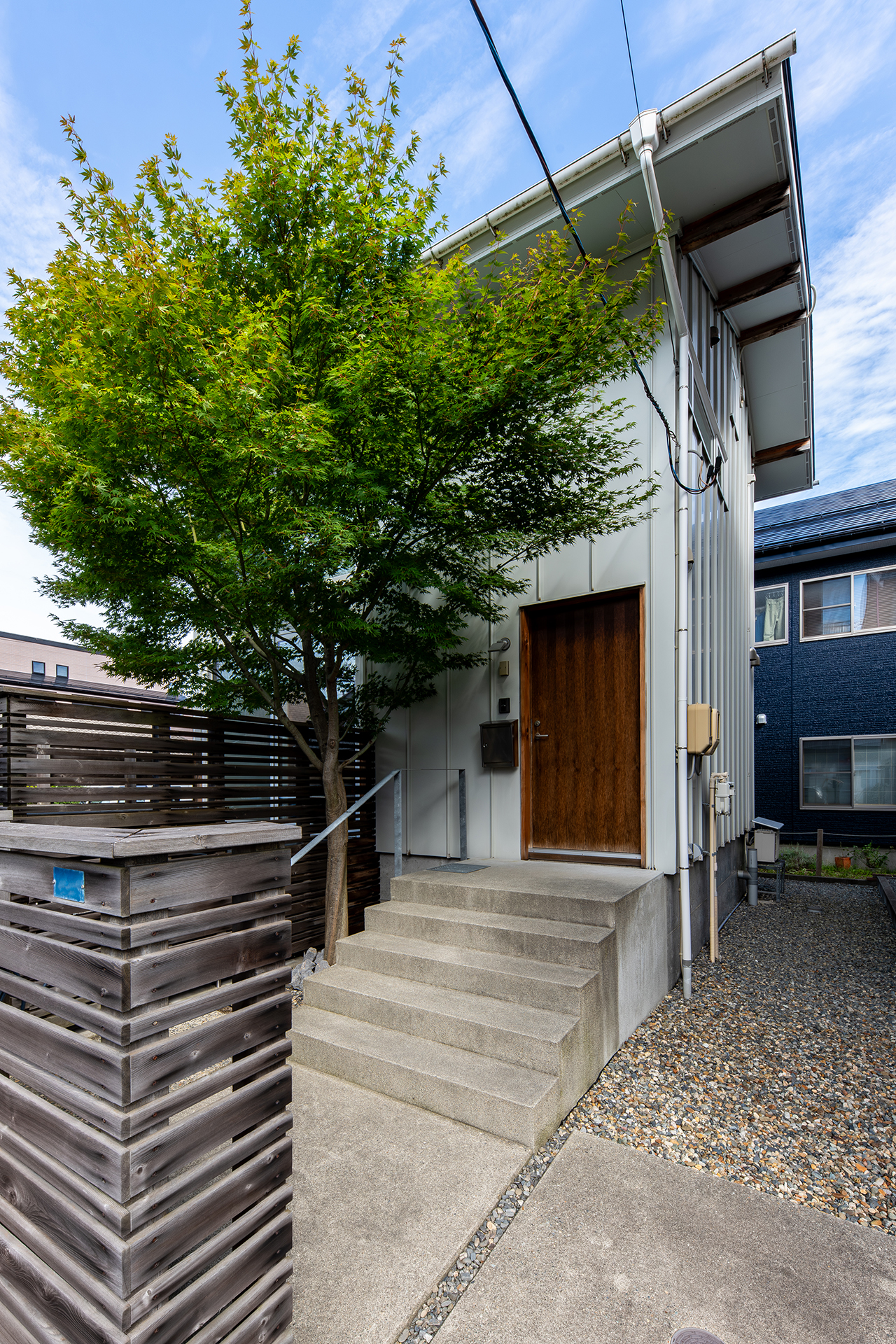 Yhouse-03